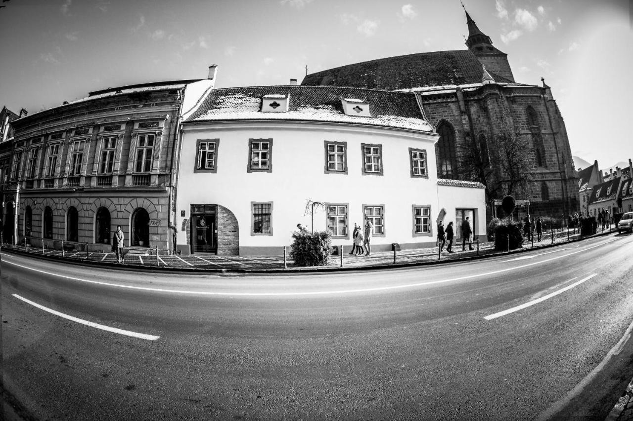 Rossmarkt Haus Hotel Brasov Luaran gambar